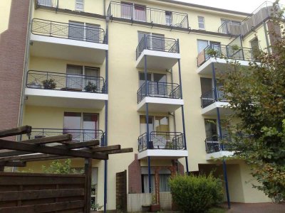 Provisionsfrei, 1-Zimmer-Wohnung im 2. OG incl. Stellplatz zum Kauf in Düsseldorf-Hassels