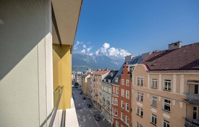 Stadt Carré Wilten: Microapartment mit Loggia und hochwertiger Möblierung