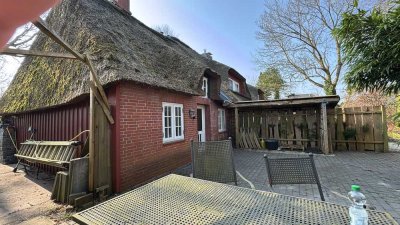 Gepflegtes Endreihenhaus mit Garage in Almdorf