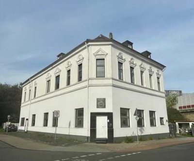 Geräumige, gepflegte 10-Zimmer-Maisonette-Wohnung in Duisburg