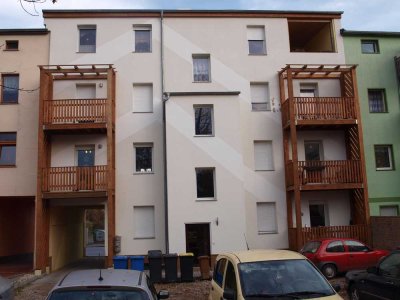 6 WE-408,00 m² -Mehrfamilienhaus mit gehobener Innenausstattung, vom Eigentümer saniert!