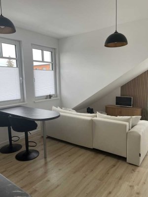 Exklusive 2-Zimmer-DG-Wohnung mit Balkon und EBK in Spreenhagen