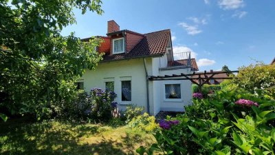 Neuwied: Idyllisches Wohnen in Neuwied - Einfamilienhaus mit Terrasse