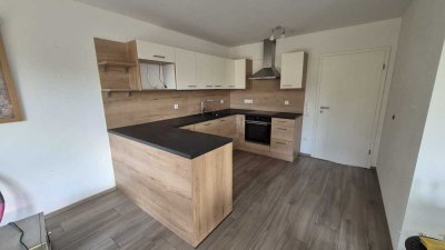 Neuwertige 3-Zimmer-Erdgeschosswohnung in Kastl mit Garten