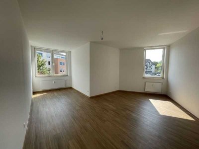 sehr Schöne und Helle 2 Zimmerwohnung in der Gummersbacher-City *auch WG geeignet*