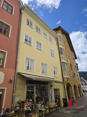 Kleines Wohnhaus (3 WE u. Laden) im Herzen von Füssen, Allgäu!