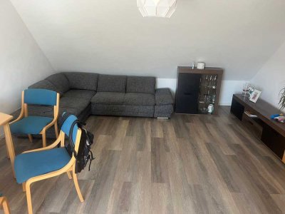 Stilvolle 2-Zimmer-DG-Wohnung mit gehobener Innenausstattung in Idstein