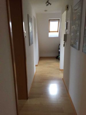 Gepflegte 2-Zimmer-Dachgeschosswohnung mit Einbauküche Klimaanlage Top Lage in Speyer