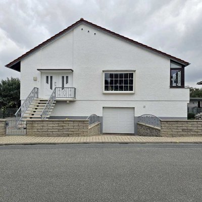 Ihr neues Zuhause in Klein-Gerau – Haus mit Einliegerwohnung und Wintergarten zum Wohlfühlen