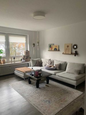 Helle 3-Zimmer-Wohnung mit großem Balkon & moderner Einbauküche