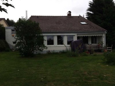 Freistehendes Einfamilienhaus mit Blick zum Feldberg