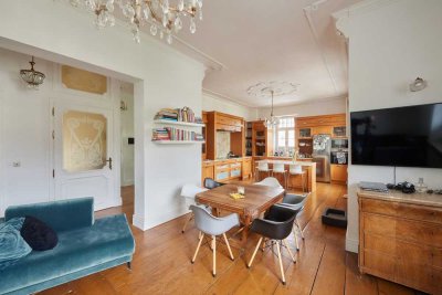 3-Zimmer-Wohnung in außergewöhnlicher, generalsanierter Villa in bester Lage von 83435 Bad Reichenha