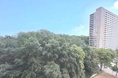 Traumhafte 4 ½-Zimmer-Wohnung im Asemwald mit TG-Stellplatz