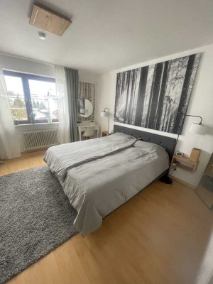 Modern eingerichtete 2 Zimmer Wohnung in Germering. 5 min zu Harthaus S-bahn. Ab 1.12.25