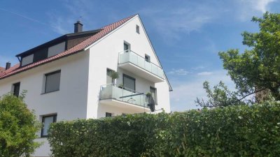 Helle 4-Zimmer-Wohnung mit Balkon im 2. OG in Degerloch