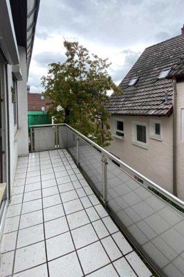 Helle 3-Zimmer-Wohnung mit Balkon im 2. OG in Stuttgart-Sillenbuch