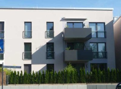 ***Reserviert ***Hochwertige 4-Zimmer-Wohnung mit Balkon und Einbauküche in Bad König