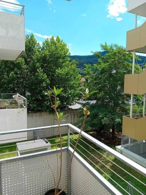 Gemütliche 2-Zimmer-Wohnung mit Balkon und Tiefgarage in Innsbruck