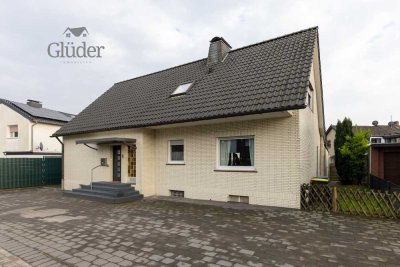 Traumhaftes Wohnen im großzügigen, freistehenden Einfamilienhaus