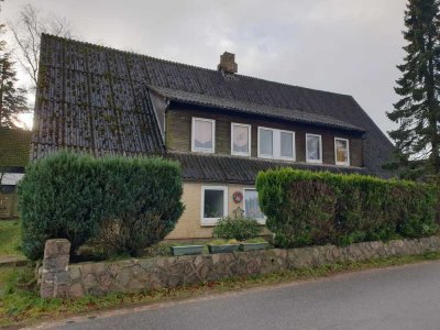 Haus mit der 3 Wohneinheiten in Hüsby