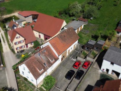 Einfamilienhaus in Kurzenaltheim mit großzügigem Grundstück