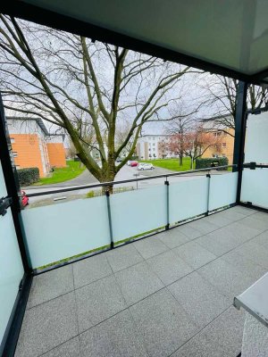 ANFRAGESTOPP! Gemütliche 1 Zimmerwohnung mit großen Balkon und Einbauküche