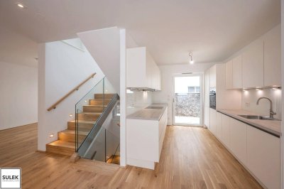 ERSTBEZUG-Townhouse: Exklusives 4-Zimmer-Townhouse mit 2 Terrassen &amp; Tiefgaragen-Option - ab sofort