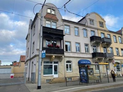 Schöne helle 4 Raum-Familienwohnung in zentraler Lage, 2 Balkone, Dusche, Wanne, Stellplatz