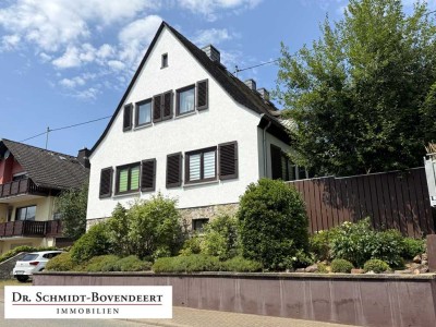 Großzügiges Einfamilienhaus mit schönem Garten in Altendiez!