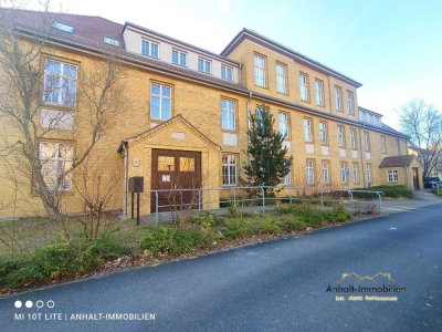 Schicke 2-Raumwohnung im modernisierten Altbau | Fahrstuhl