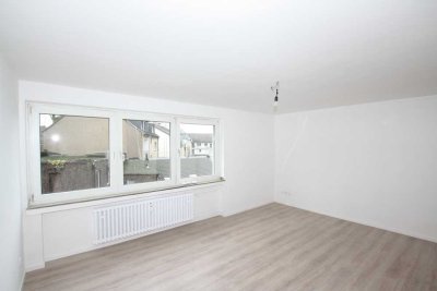 Schöne 2-Zi-Whg mit Balkon, 2.OG!