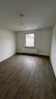 2 Zimmer suchen Sie!