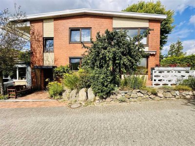 Großzügige 3-Zimmer-Whg. mit Terrasse, Stellplatz, EBK uvm. // Seekoppelweg, Kiel-Russee