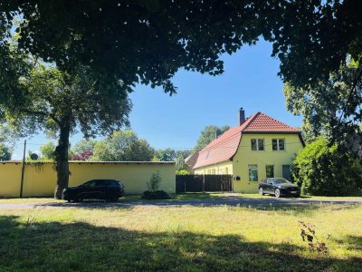 Fantastisches Gutshaus anno 1800 / 2020