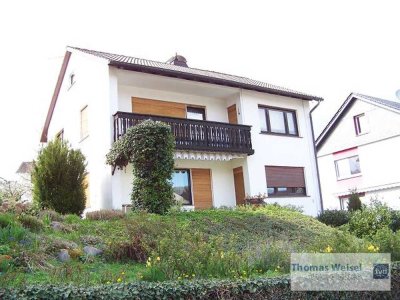 Wohnhaus mit Pool und Sauna