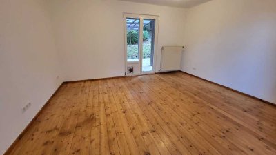 Helle 2,5-Zimmer Wohnung im 1. OG in Neustadt "Afrikaviertel"