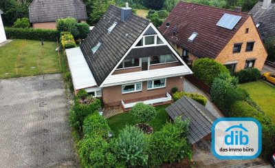 Feine Maisonette mit Balkon, Garten, Carport