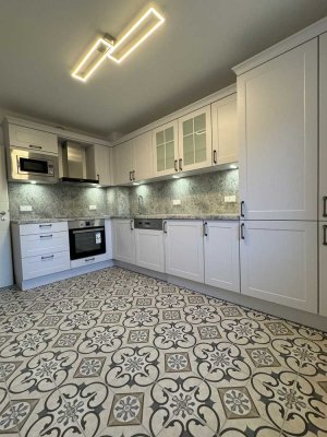 Exklusive 2-Zimmer-Wohnung mit luxuriöser Ausstattung und schönem Garten in bester Lage von Hanau