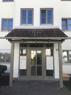 Schöne 4-Zimmer-Erdgeschosswohnung mit Balkon in Kolbermoor