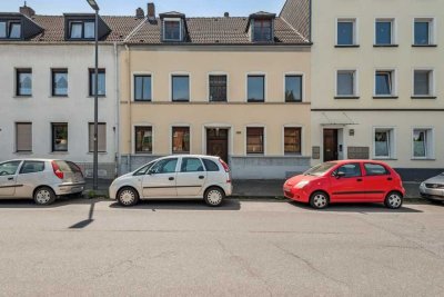 Großzügiges Haus mit viel Potenzial – Zweifamilienhaus für Eigennutzer oder Kapitalanleger!!