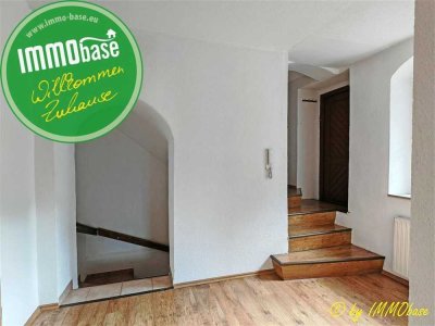 Maisonette über 4 Etagen mit neuer Einbauküche - Wohnen wie im eigenen Haus!