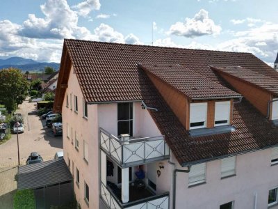 Sonnige und ruhige 3,5 Zimmer-Dachgeschoss-Maisonettewohnung