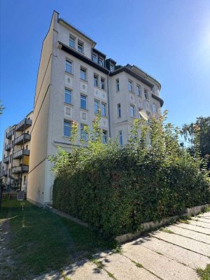 WG geeignet! Uninähe! Helle 3-Zimmer-Wohnung mit Balkon in Chemnitz