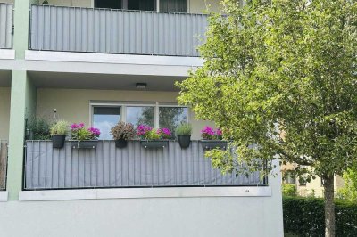 Stilvolle, geräumige und moderne 3-Zimmer-Wohnung mit Balkon in Hattersheim