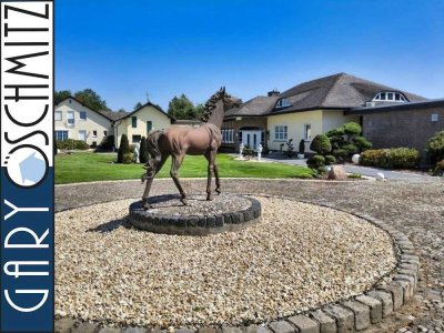 Ländliches Anwesen mit Unternehmer-Villa - ideal für Pferdehaltung!