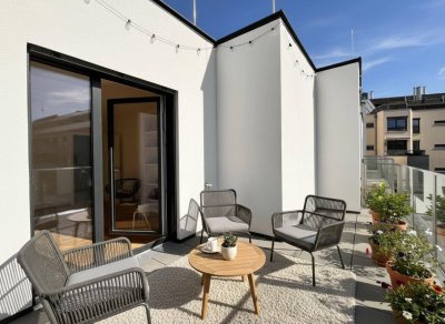 Erstbezug! Neubau-Reihenhaus mit Terrasse, Dachterrasse, Loggien &amp; Garten (auch für Anleger)