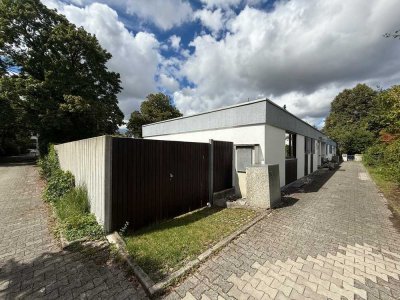 Teilsaniertes Haus mit sechs Zimmern in Ottobrunn
