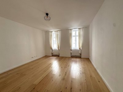 Modernes Wohnen im Altbauambiente!