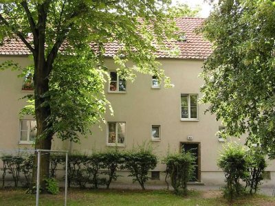 Ruhige Lage: 2-Zimmer-Wohnung mit Badewanne