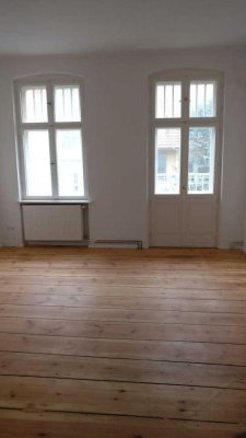 Helle 2-Zimmer-Wohnung mit Balkon in Potsdam-Babelsberg Nord